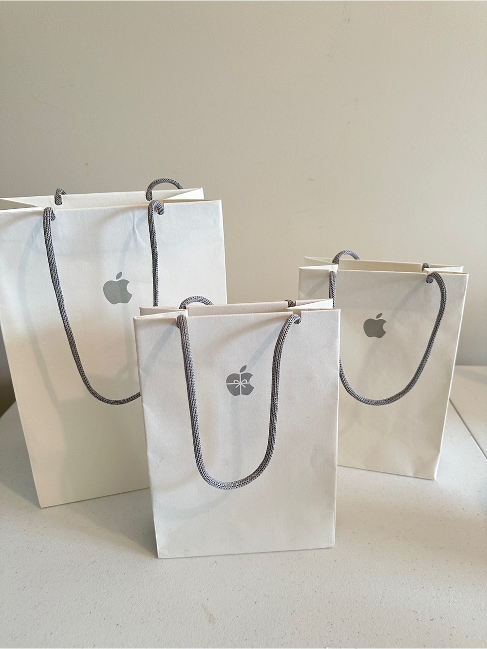 3 Apple iPhone Shopping Bags Paper Empty